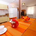 Dom wakacyjny House 1058 Pula