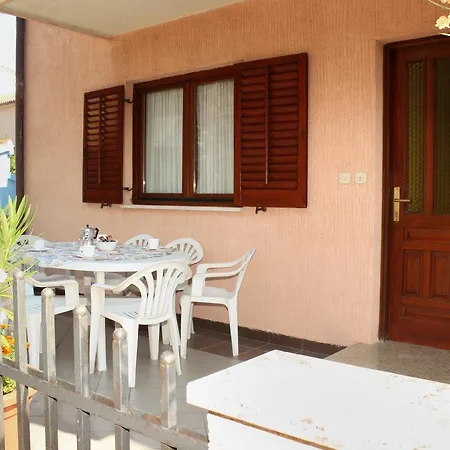 House 1058 Casa de Férias Pula